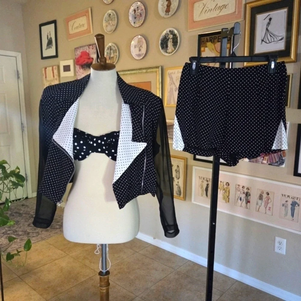80s Black and‎ White Polka Dot Cropped Jacket High Waist Short Set